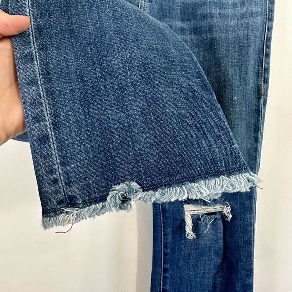 Women’s CAbi Cropped Straight Leg Jeans Size 2 - Picture 4 of 9